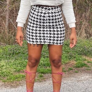 Hound skirt